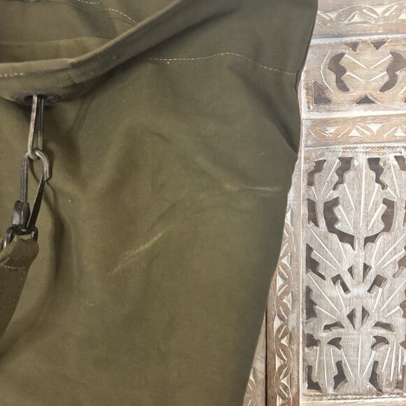 Vietnam War USAF Green Canvas Duffle Bag Granddad Named Original 1960's EXC COND - Picture 7 of 11